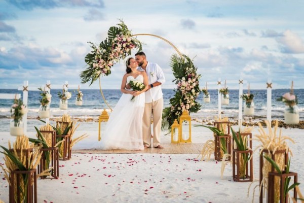 The Ultimate Guide to a Beach Wedding in the Maldives